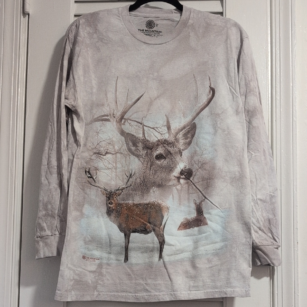 The Mountain Long Sleeve Deer Tee - Gray, Brown, White